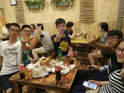 新泰烧烤加盟,学烧烤技术,开烧烤店多少钱疯狂烤翅加盟